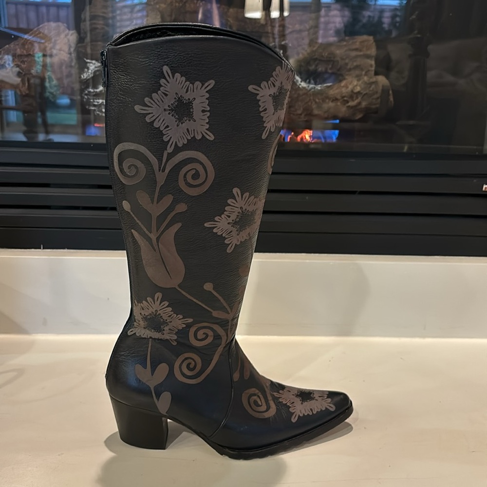 ARTEMIS ERKAN DEMIR DARK NAVY TAUPE DESIGN LEATHER ARTISAN BOOTS WOMEN’S SIZE 36 - Picture 4 of 12